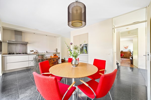Medium property photo - Beekjufferhof 9, 2492 RD The Hague